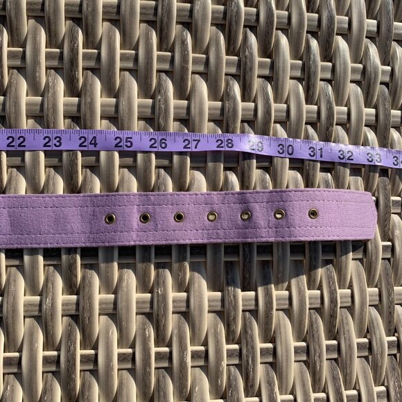 Vintage 80s 90s Lavender Purple Fabric Gold Toned Buckle Retro Waist Belt - Picture 10 of 13